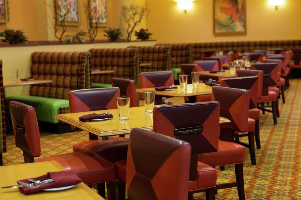 Hilton Charlotte Airport Hotel Restaurant billede