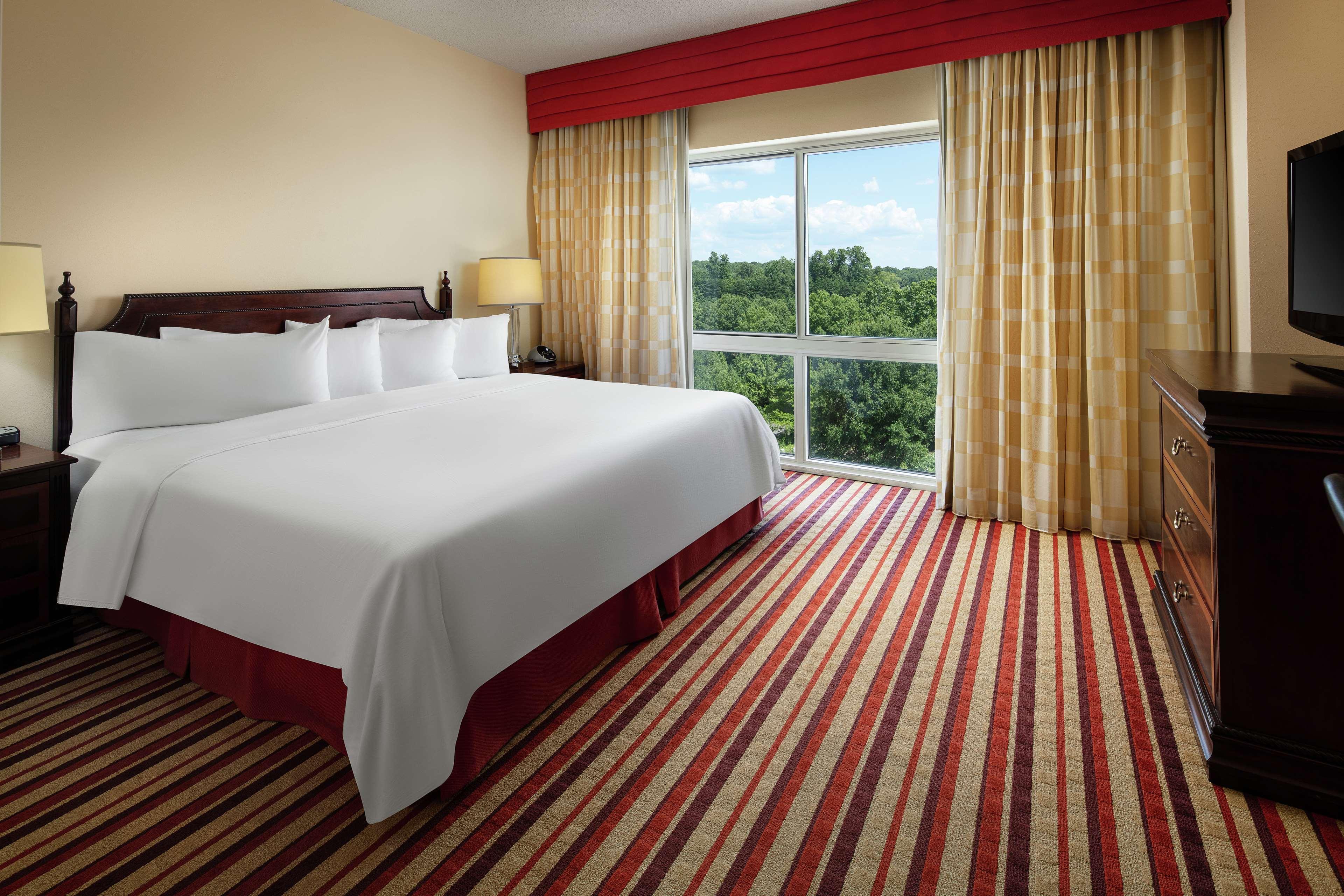 Hilton Charlotte Airport Hotel Eksteriør billede