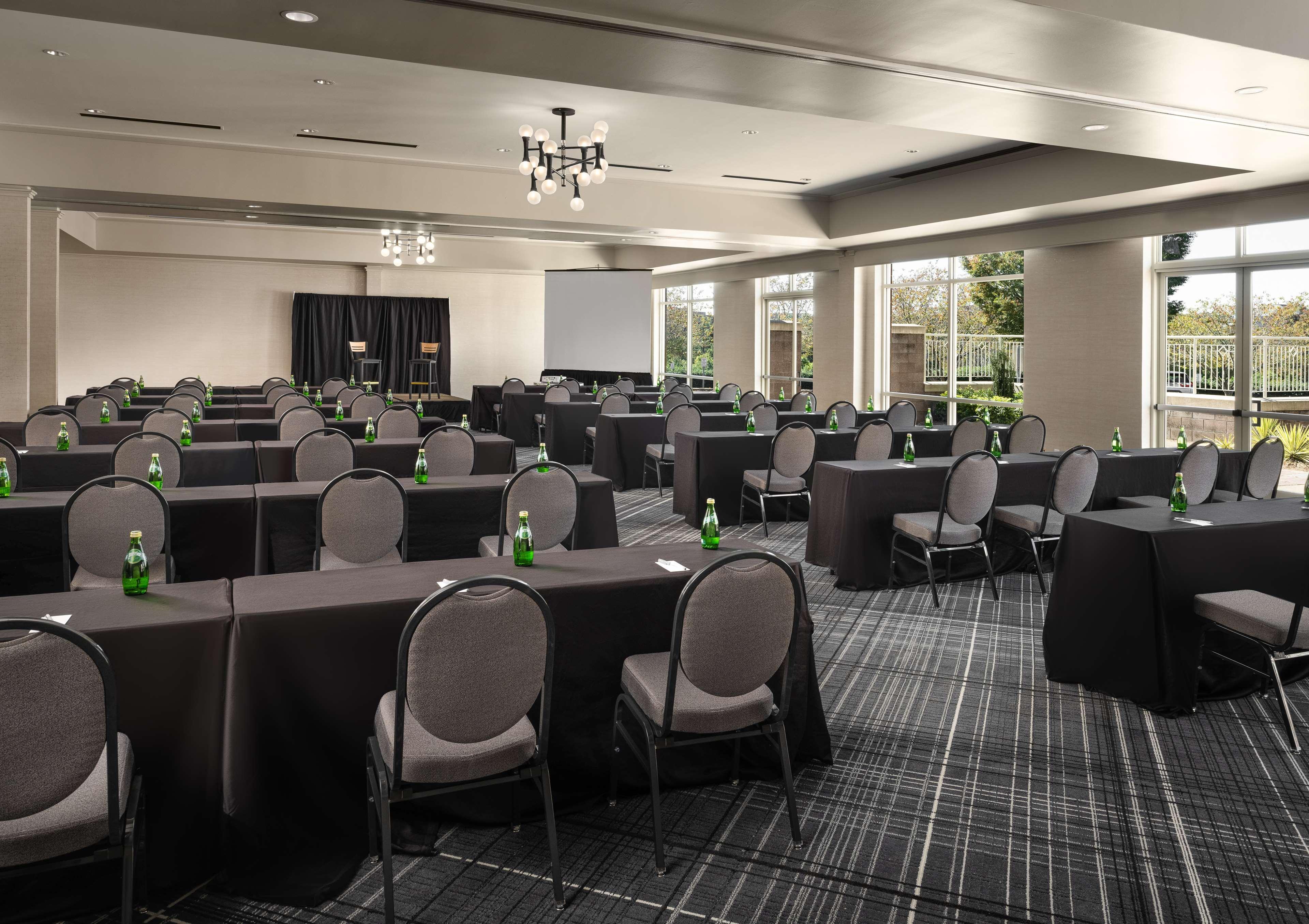 Hilton Charlotte Airport Hotel Eksteriør billede