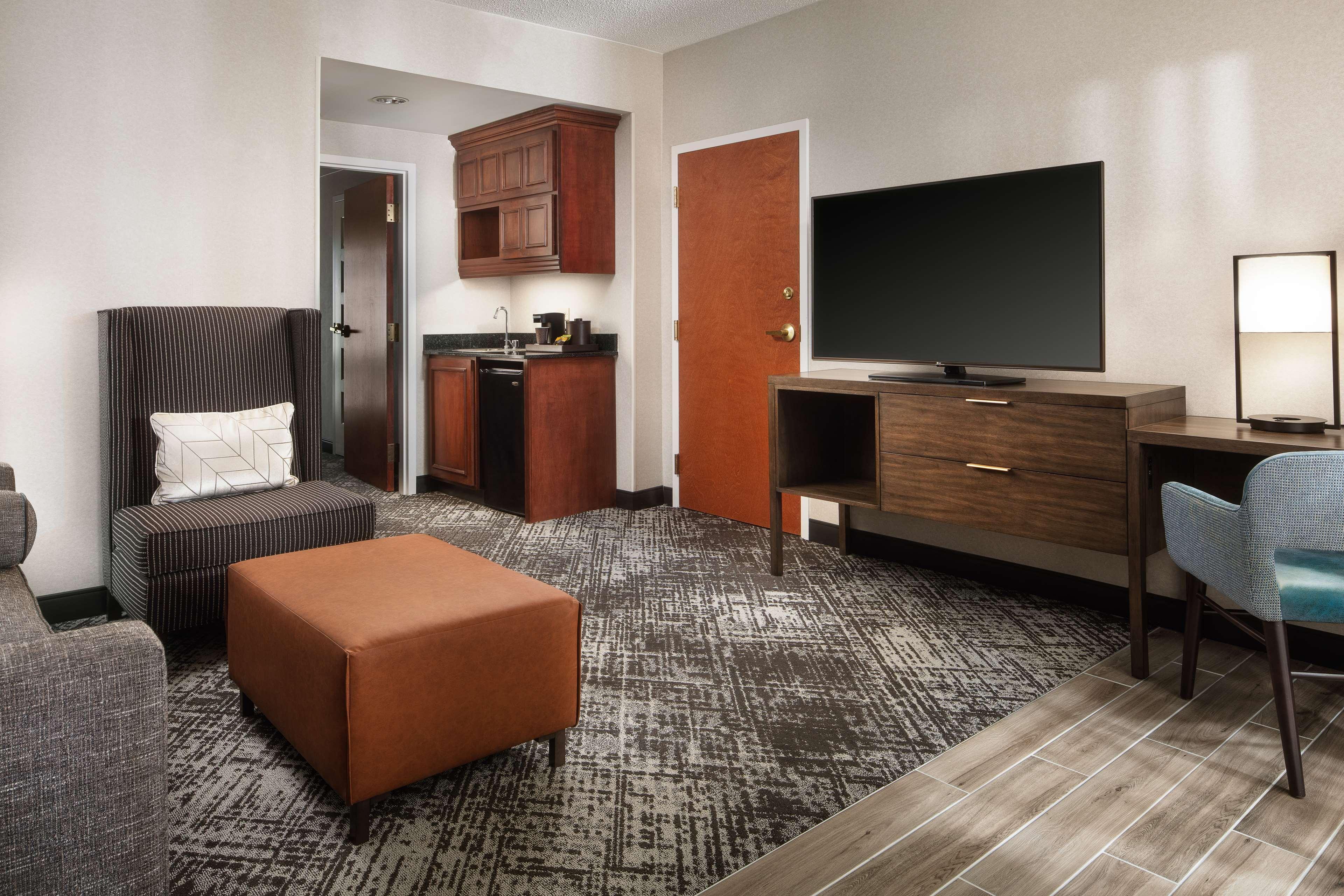 Hilton Charlotte Airport Hotel Eksteriør billede