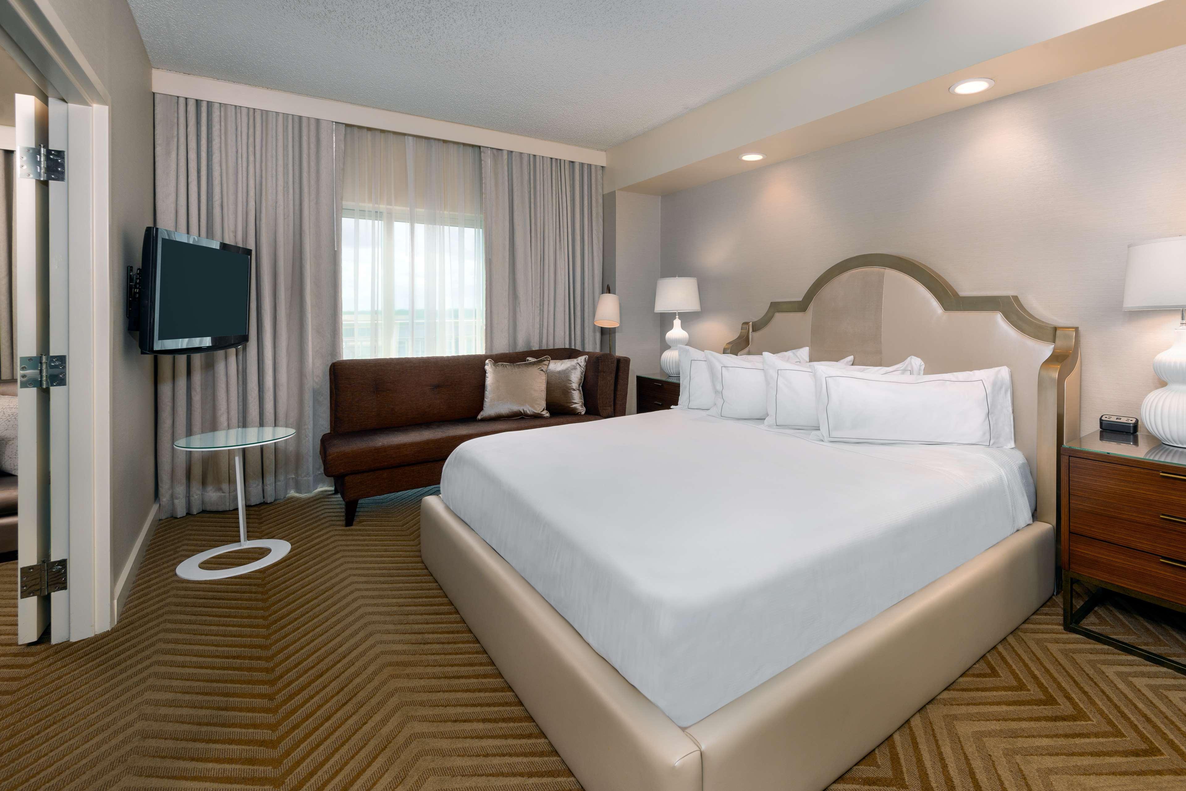 Hilton Charlotte Airport Hotel Eksteriør billede